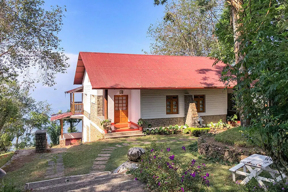 Chalet perched on the the hill at Windermere Estate in Munnar, Kerala India - #munnar #kerala #india