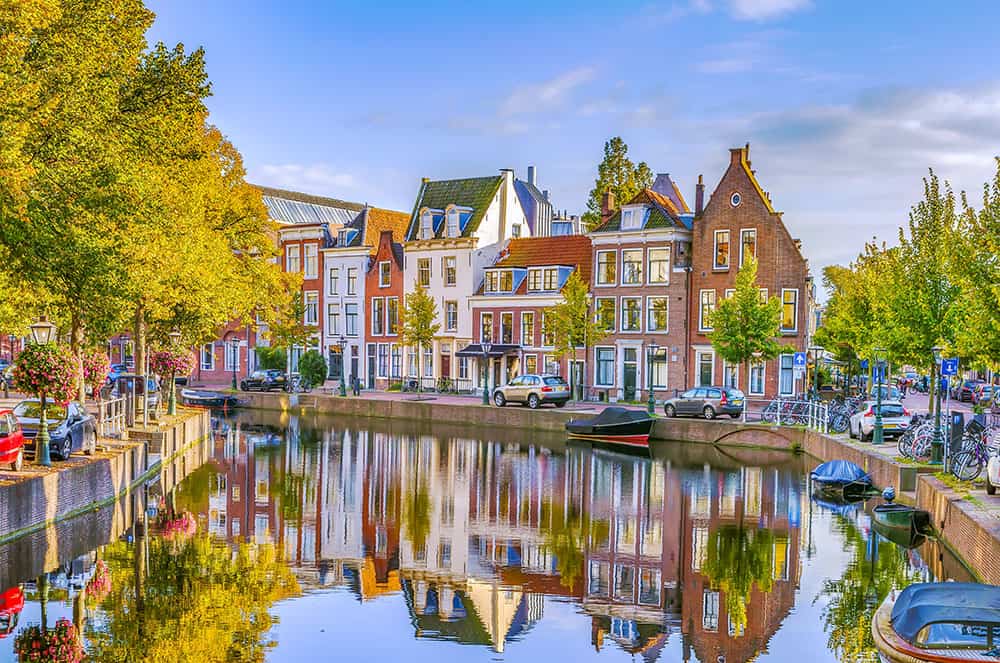 tourist town in new netherlands